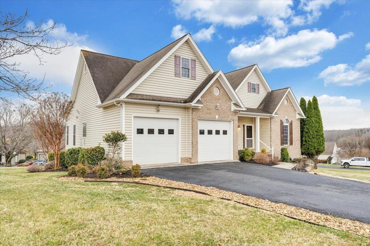 275 Chestnut Creek DR - Photo 80