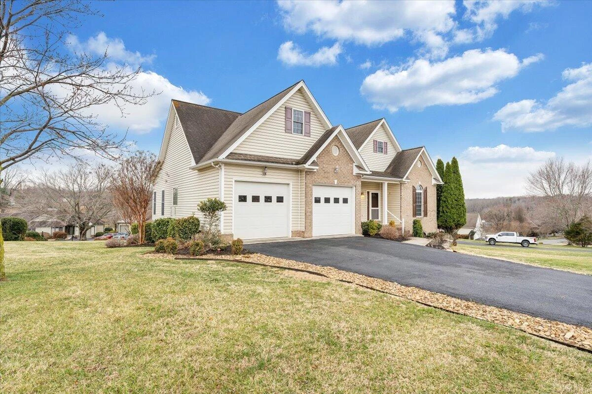 275 Chestnut Creek DR - Photo 81