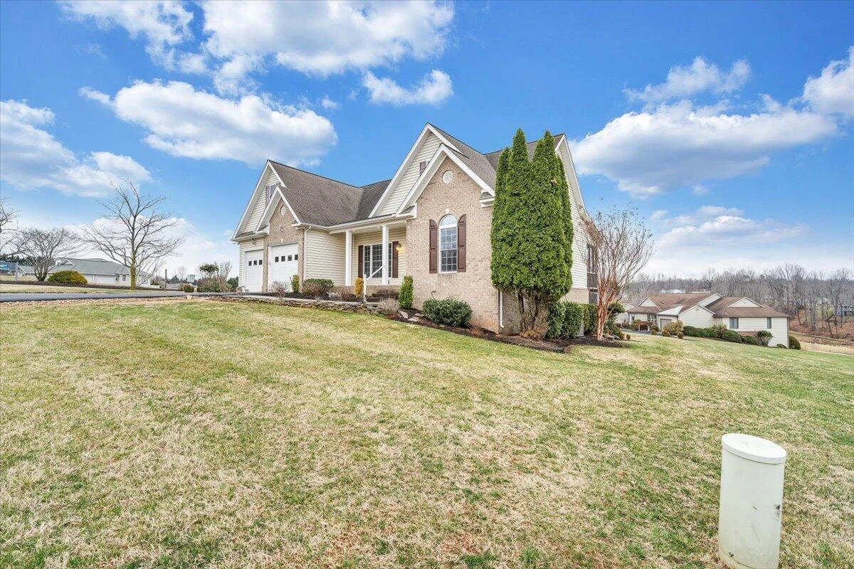 275 Chestnut Creek DR - Photo 85