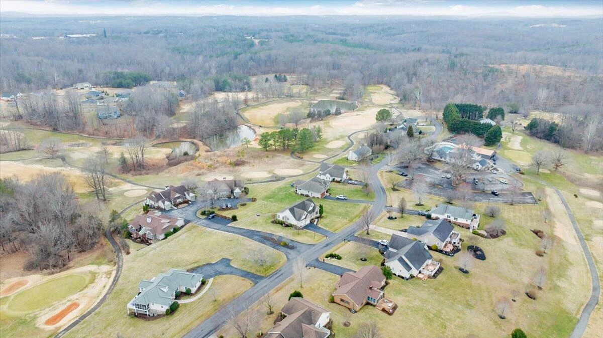275 Chestnut Creek DR - Photo 89