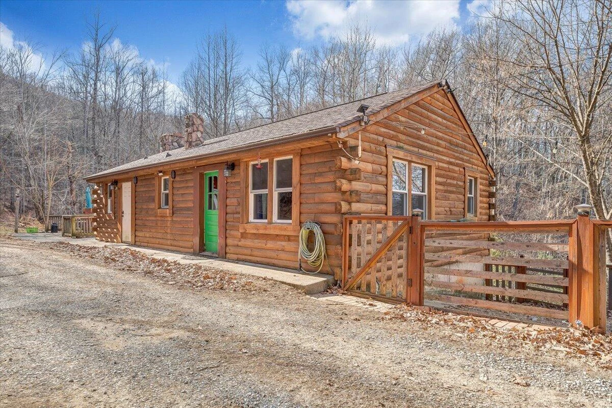 6847 Crowell Gap RD - Photo 39