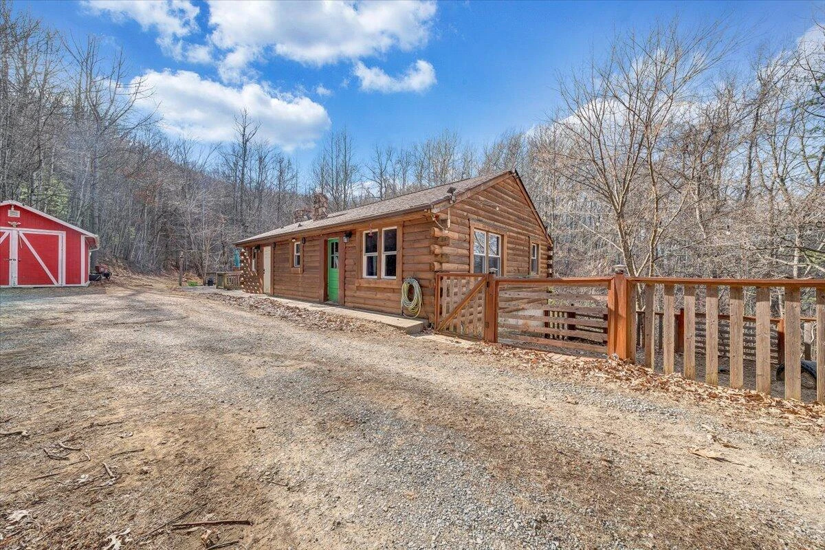 6847 Crowell Gap RD - Photo 40