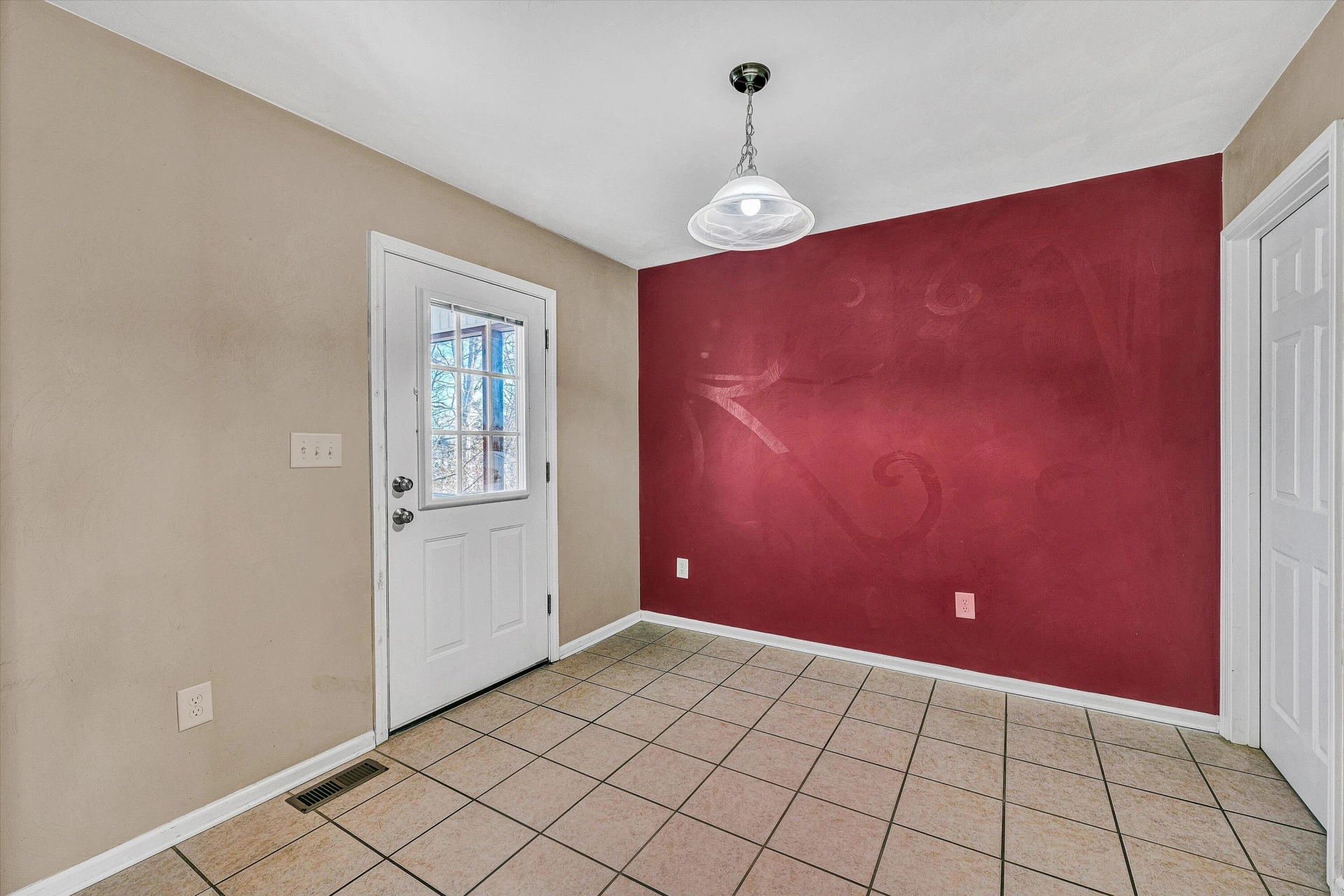 6849 Woodcreeper DR - Photo 10
