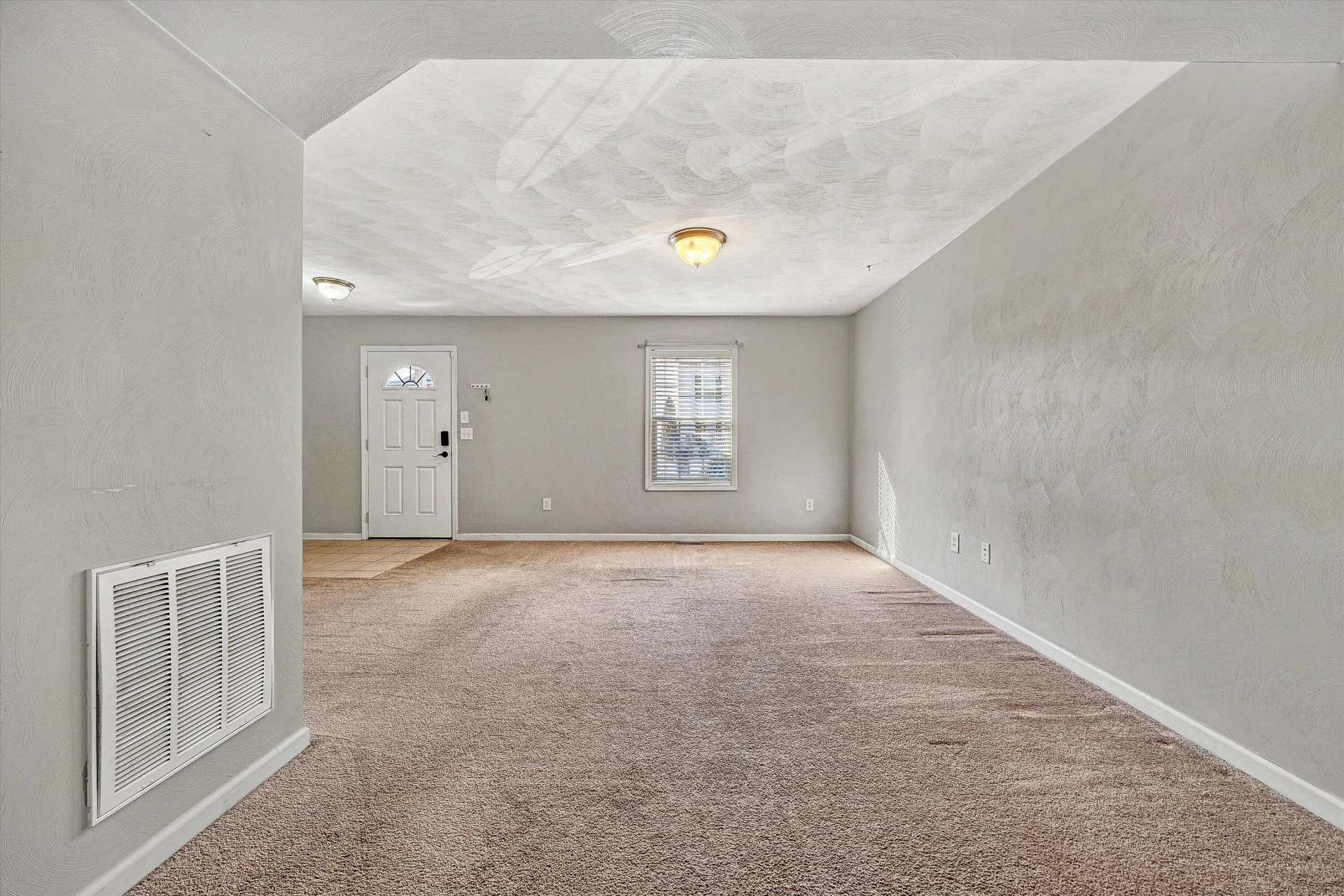 6849 Woodcreeper DR - Photo 14