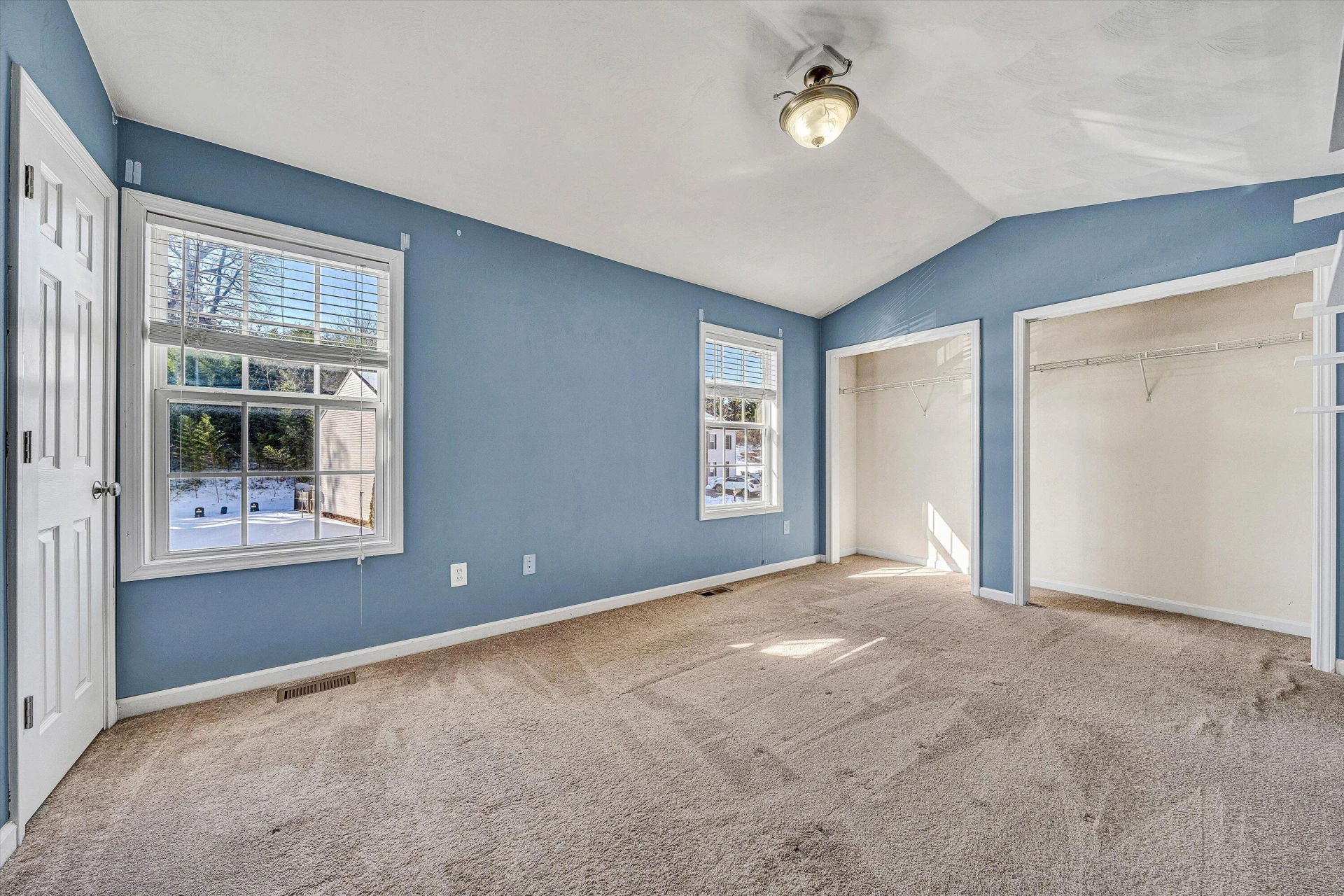 6849 Woodcreeper DR - Photo 16