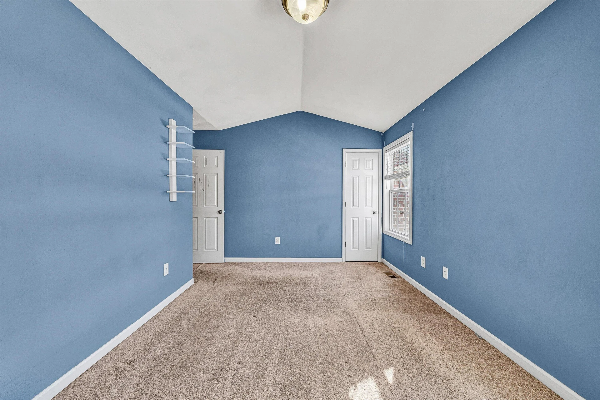 6849 Woodcreeper DR - Photo 18