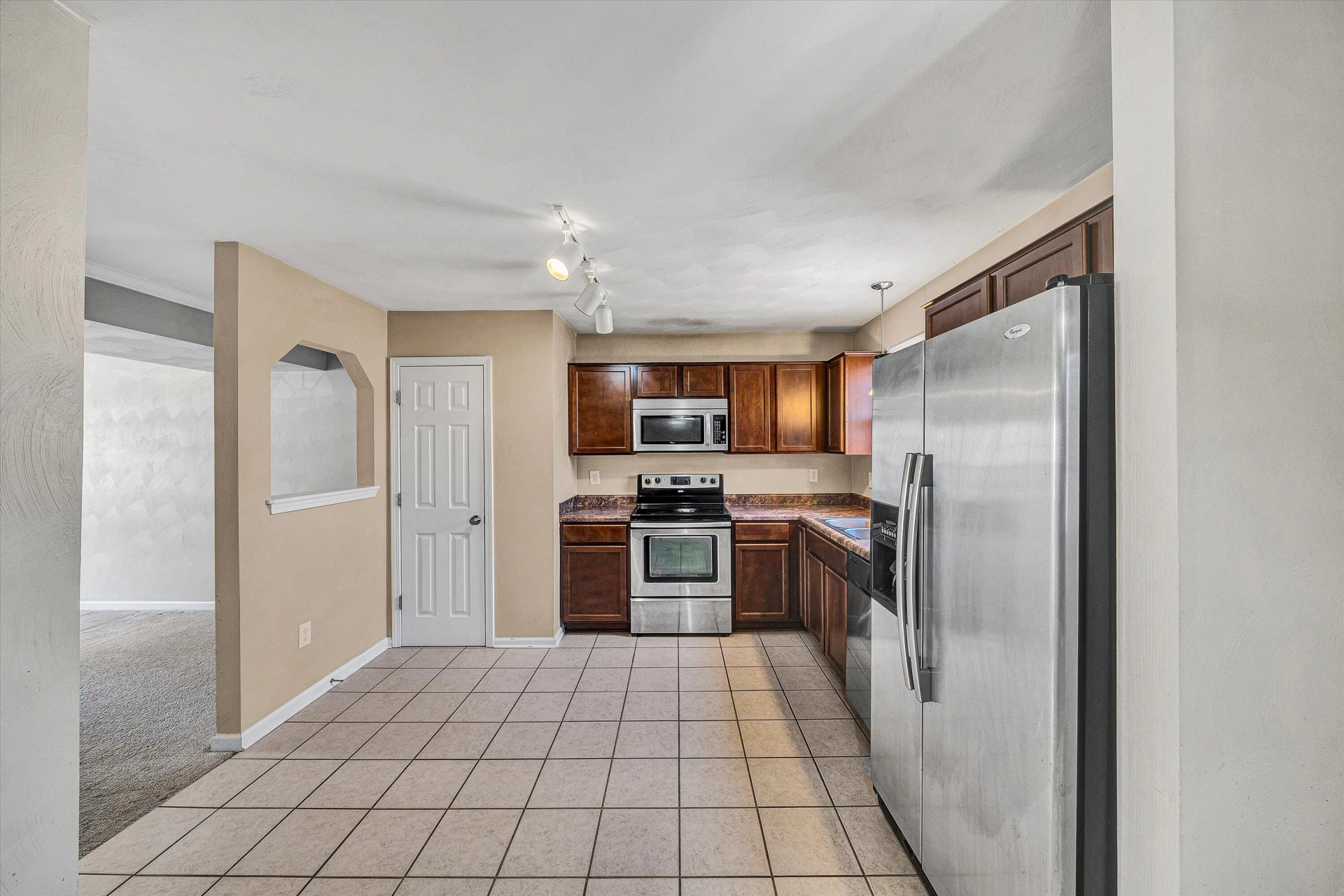 6849 Woodcreeper DR - Photo 8