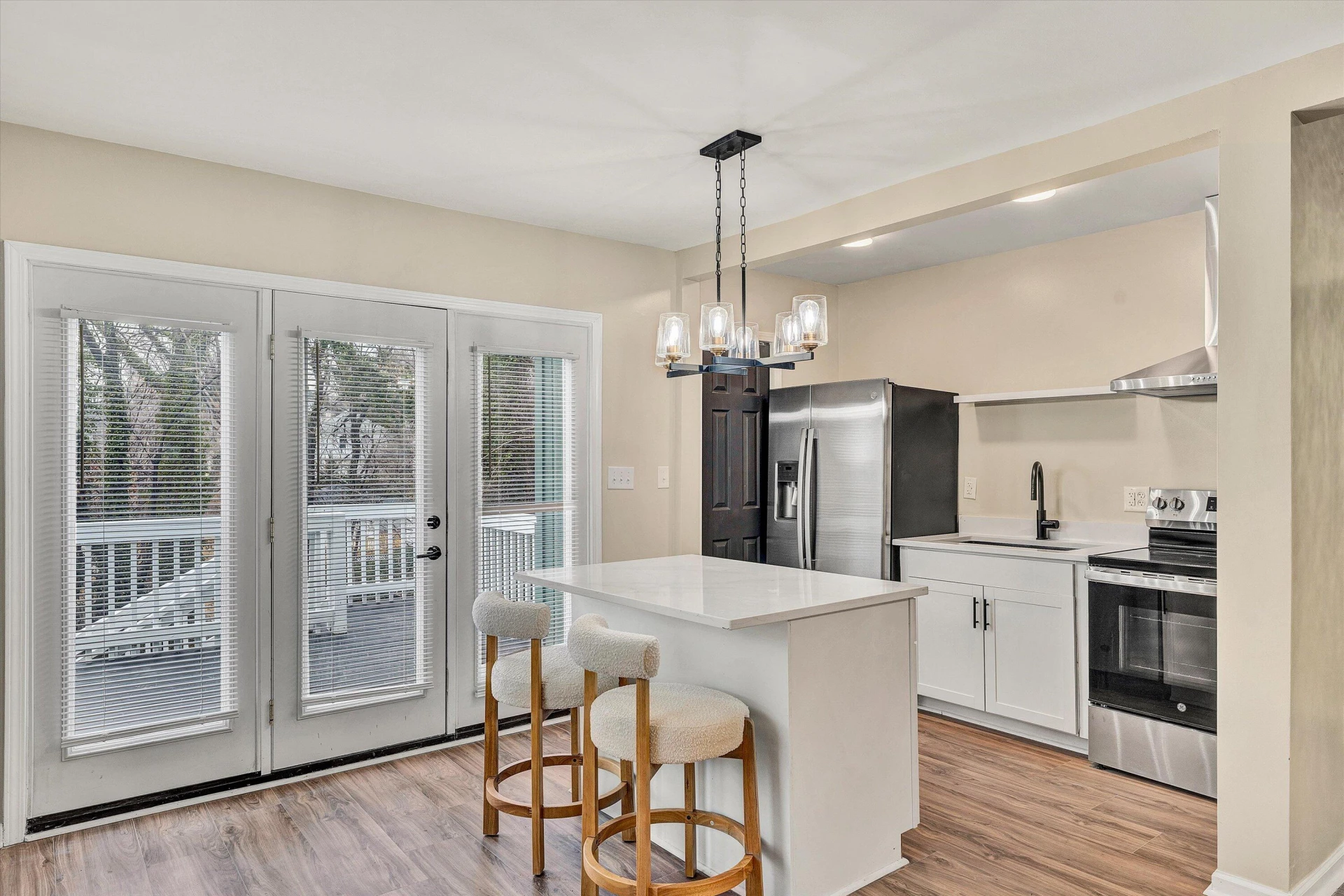 917 McDowell AVE NW - Photo 13