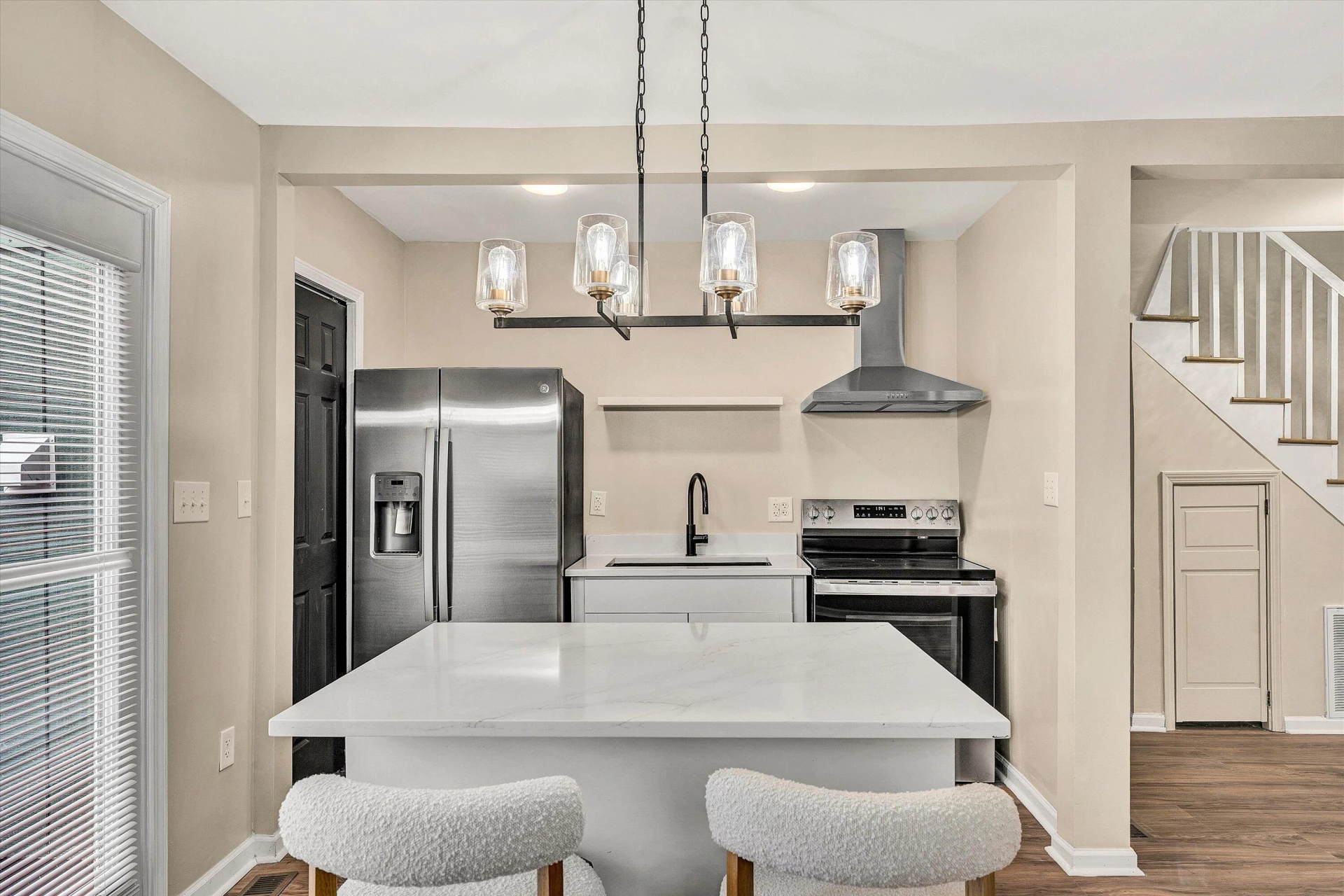 917 McDowell AVE NW - Photo 14