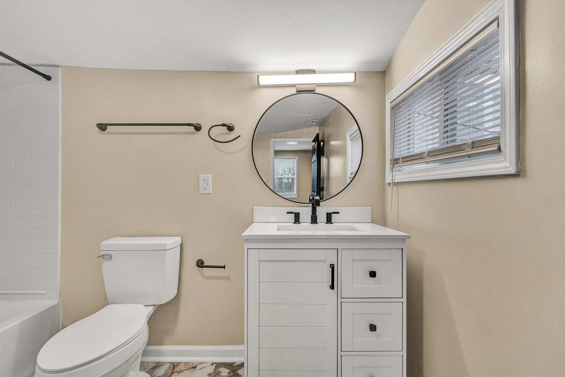 917 McDowell AVE NW - Photo 25