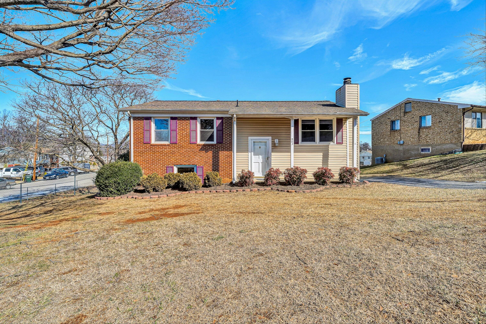963 Page ST