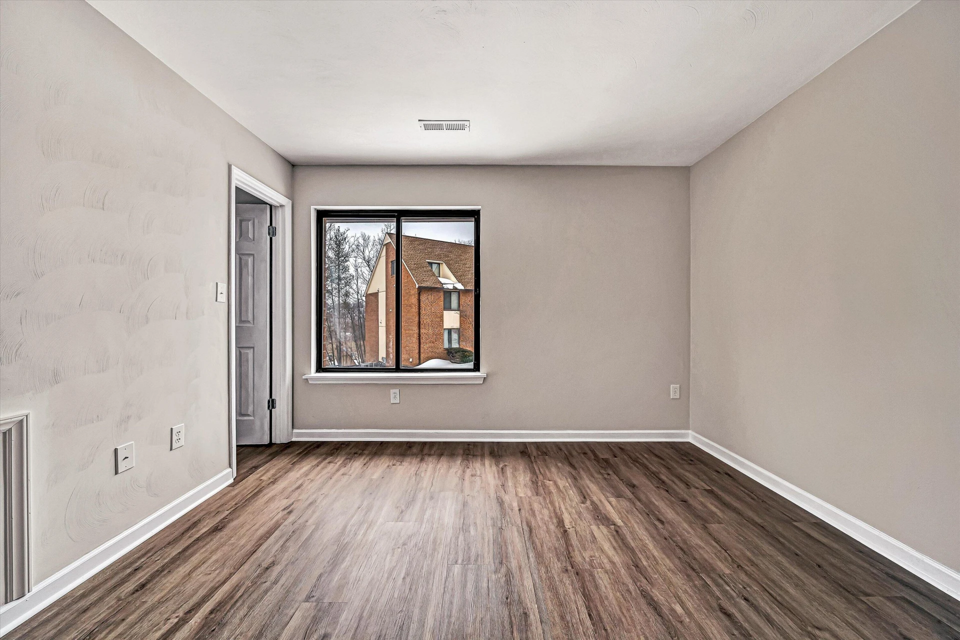 3378 Forest CT - Photo 17