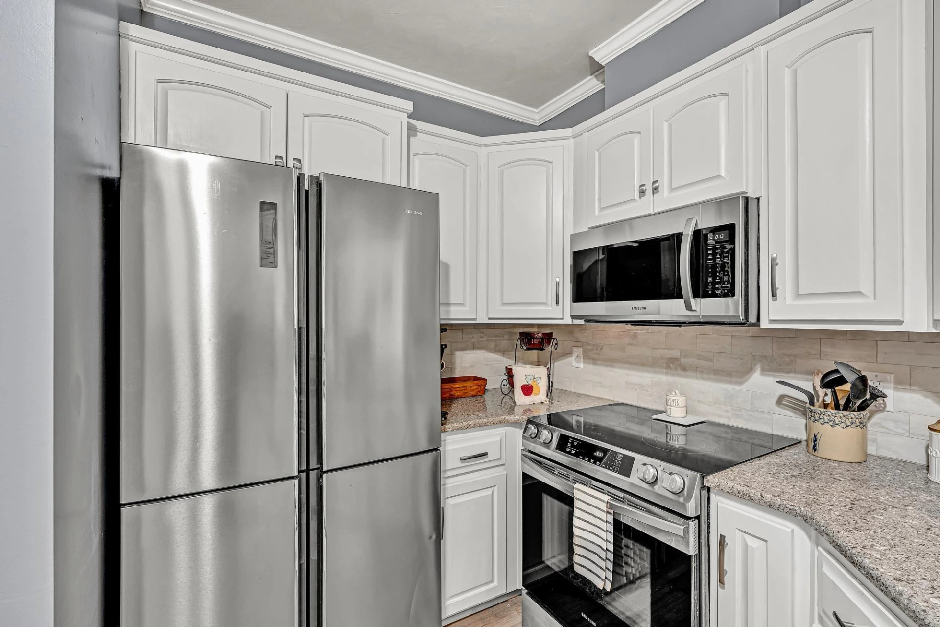 3045 McVitty RD #105 - Photo 13