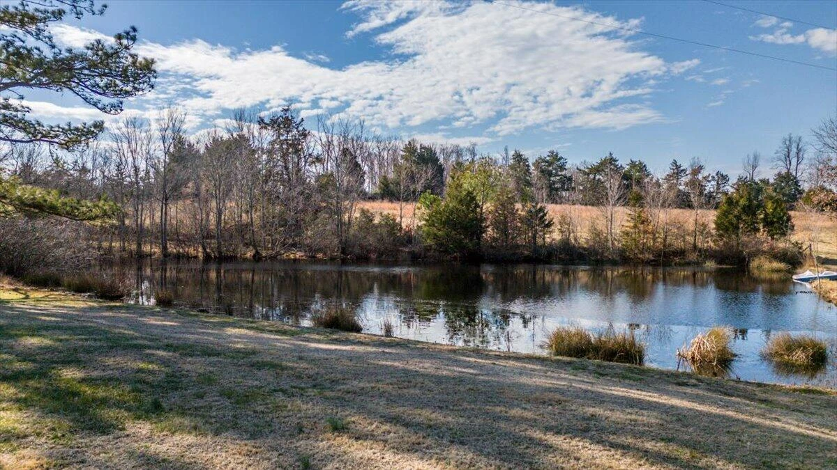 627 Hat Creek RD - Photo 17