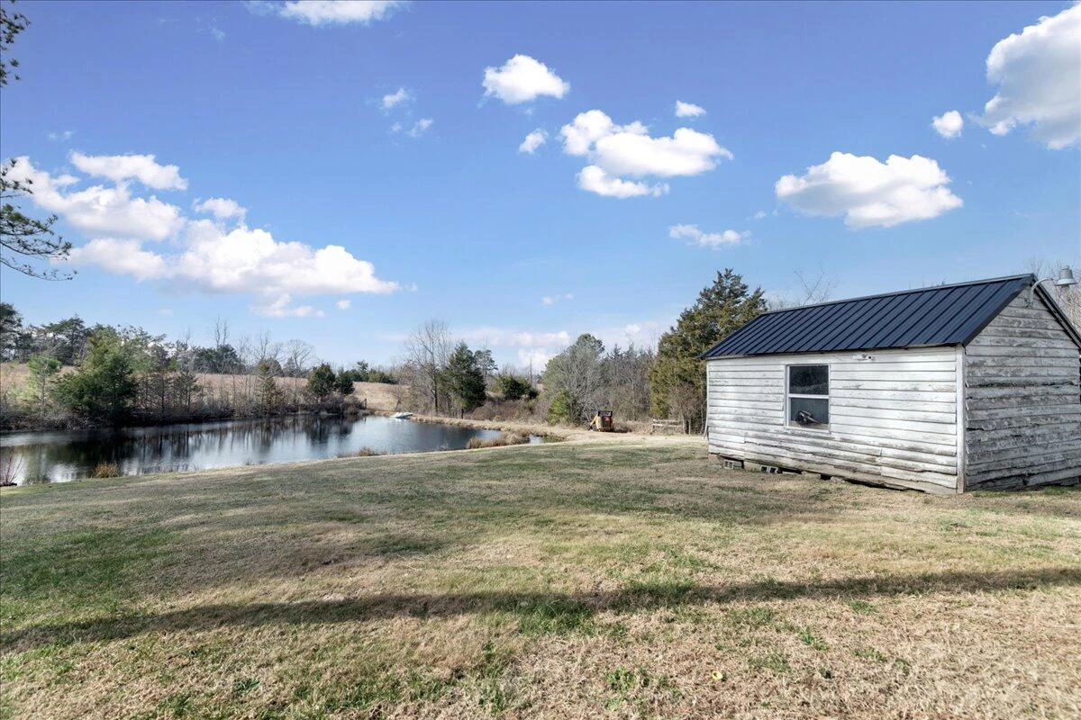627 Hat Creek RD - Photo 28