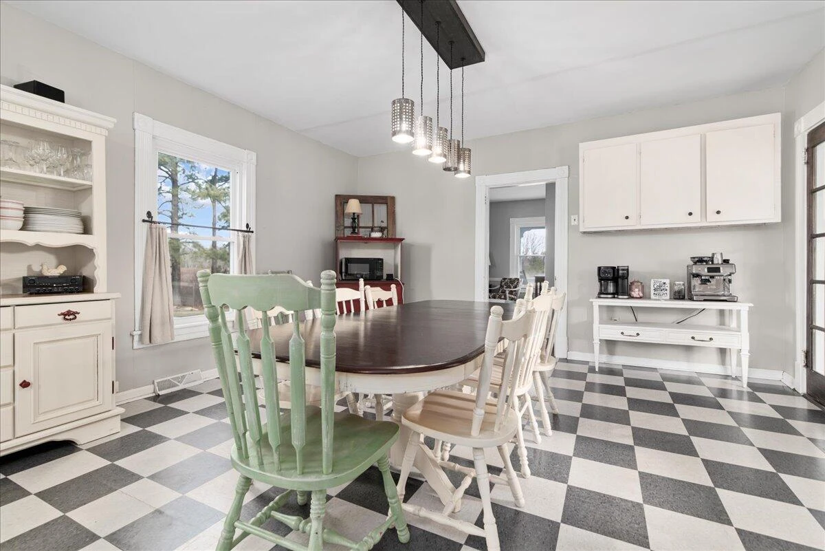 627 Hat Creek RD - Photo 47
