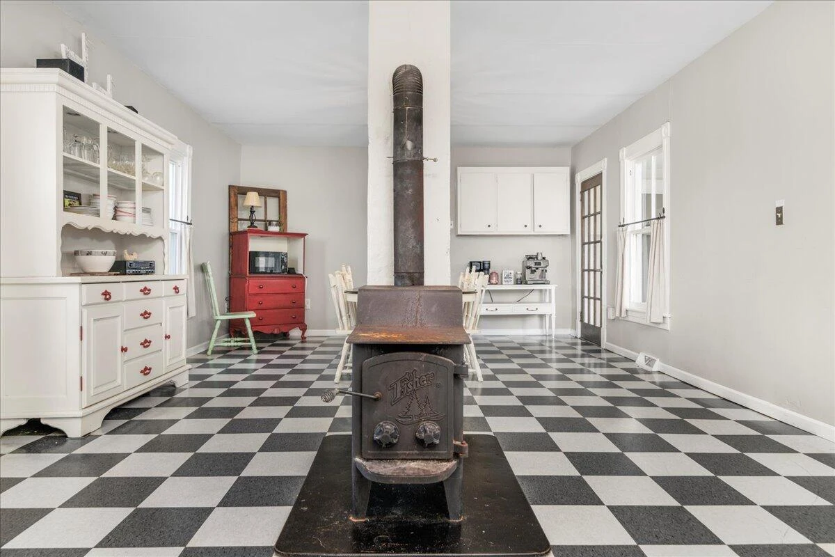 627 Hat Creek RD - Photo 49