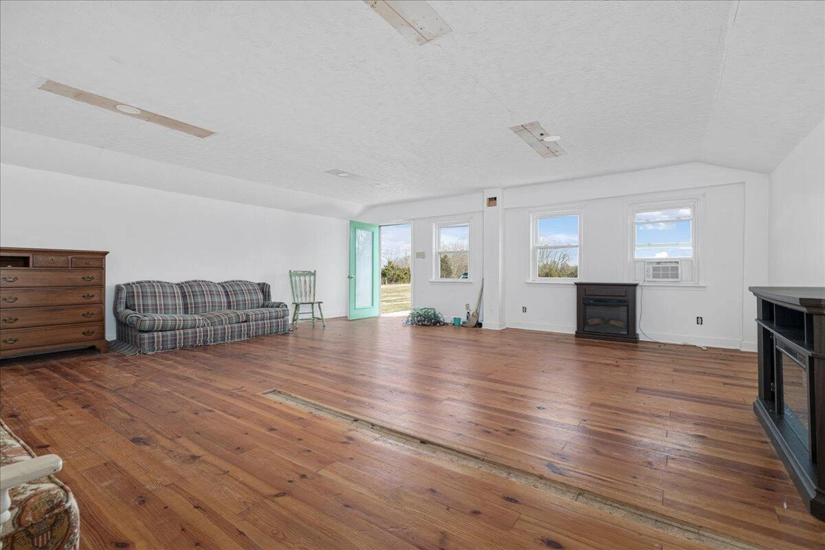 627 Hat Creek RD - Photo 92