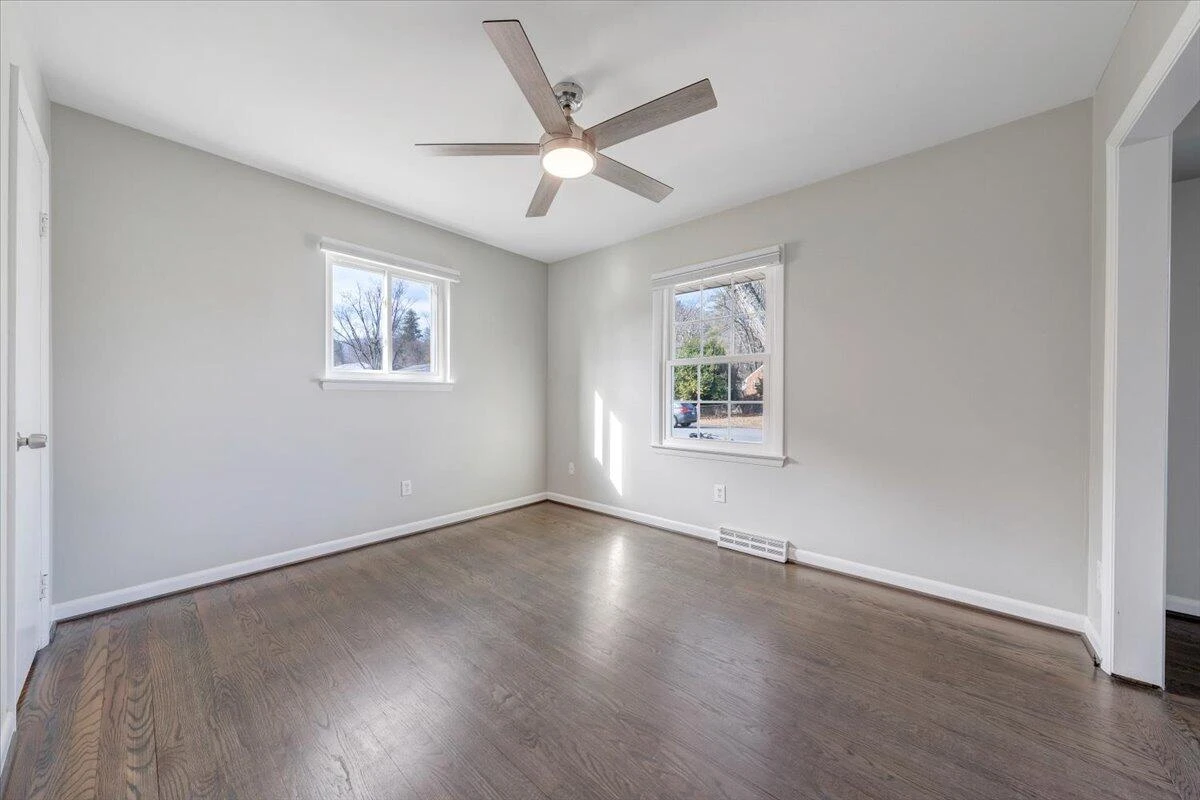 3804 Meadowlark RD - Photo 12