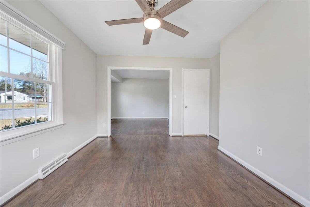 3804 Meadowlark RD - Photo 13