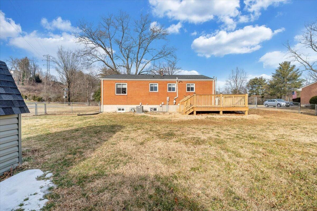 3804 Meadowlark RD - Photo 45