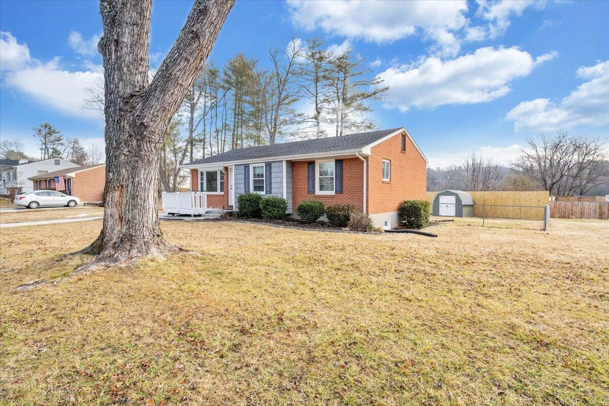 3804 Meadowlark RD - Photo 53