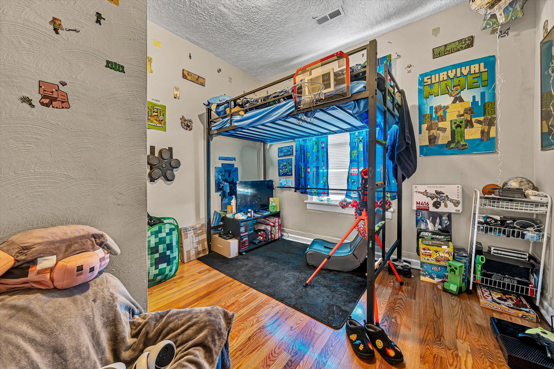703 ELM AVE SE - Photo 16