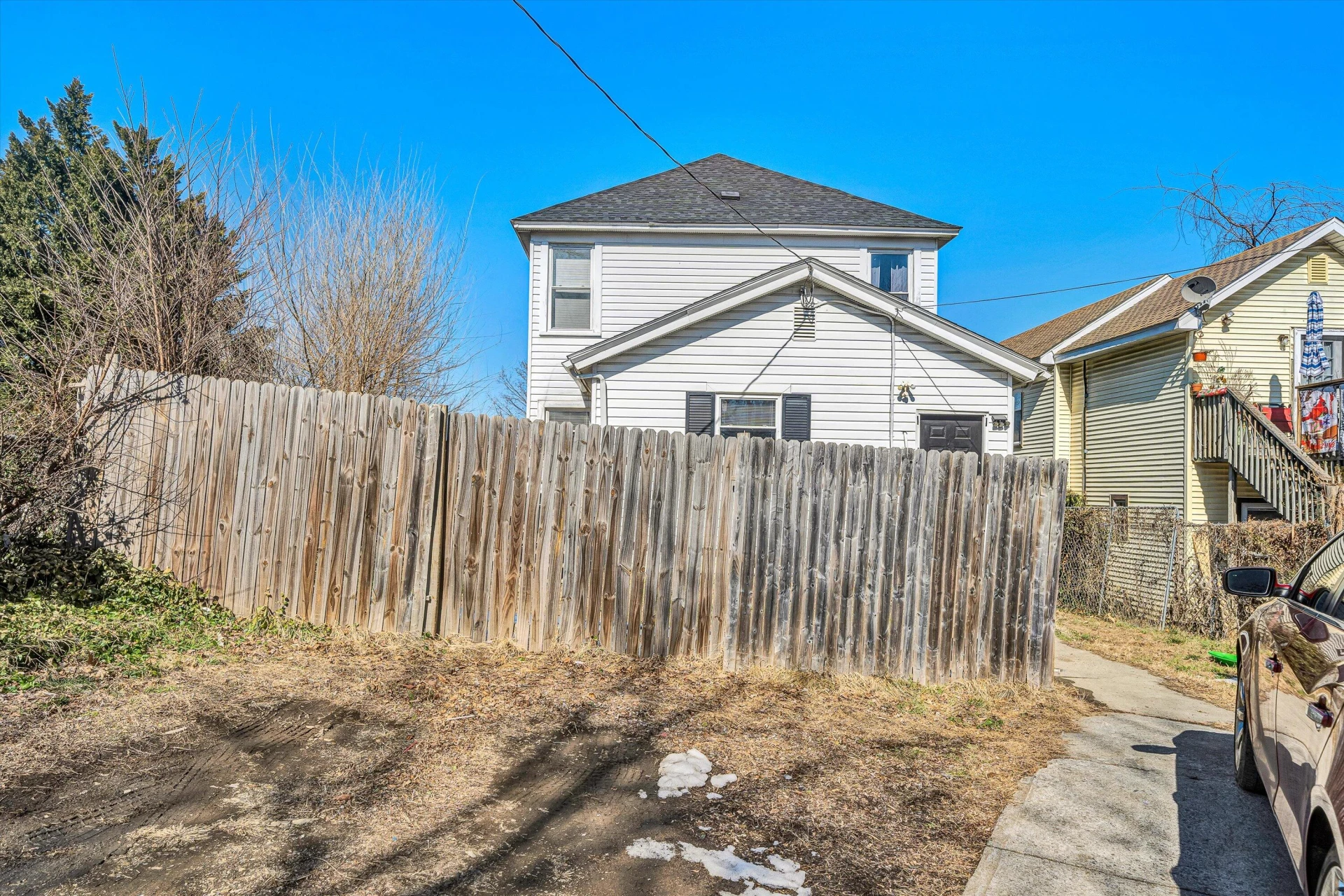 703 ELM AVE SE - Photo 18