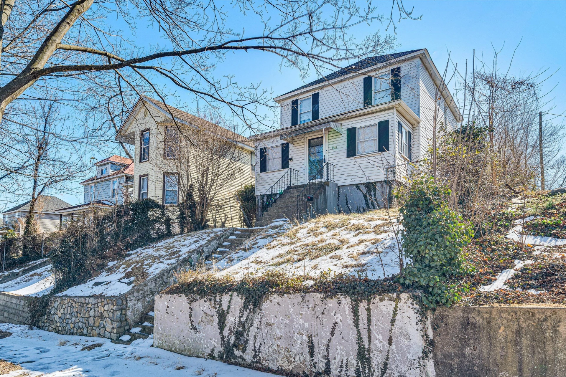 703 ELM AVE SE - Photo 19