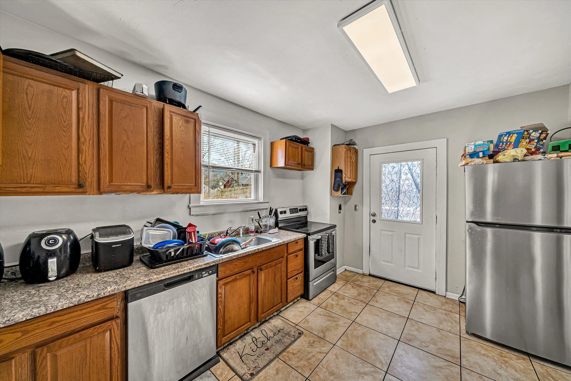 703 ELM AVE SE - Photo 7