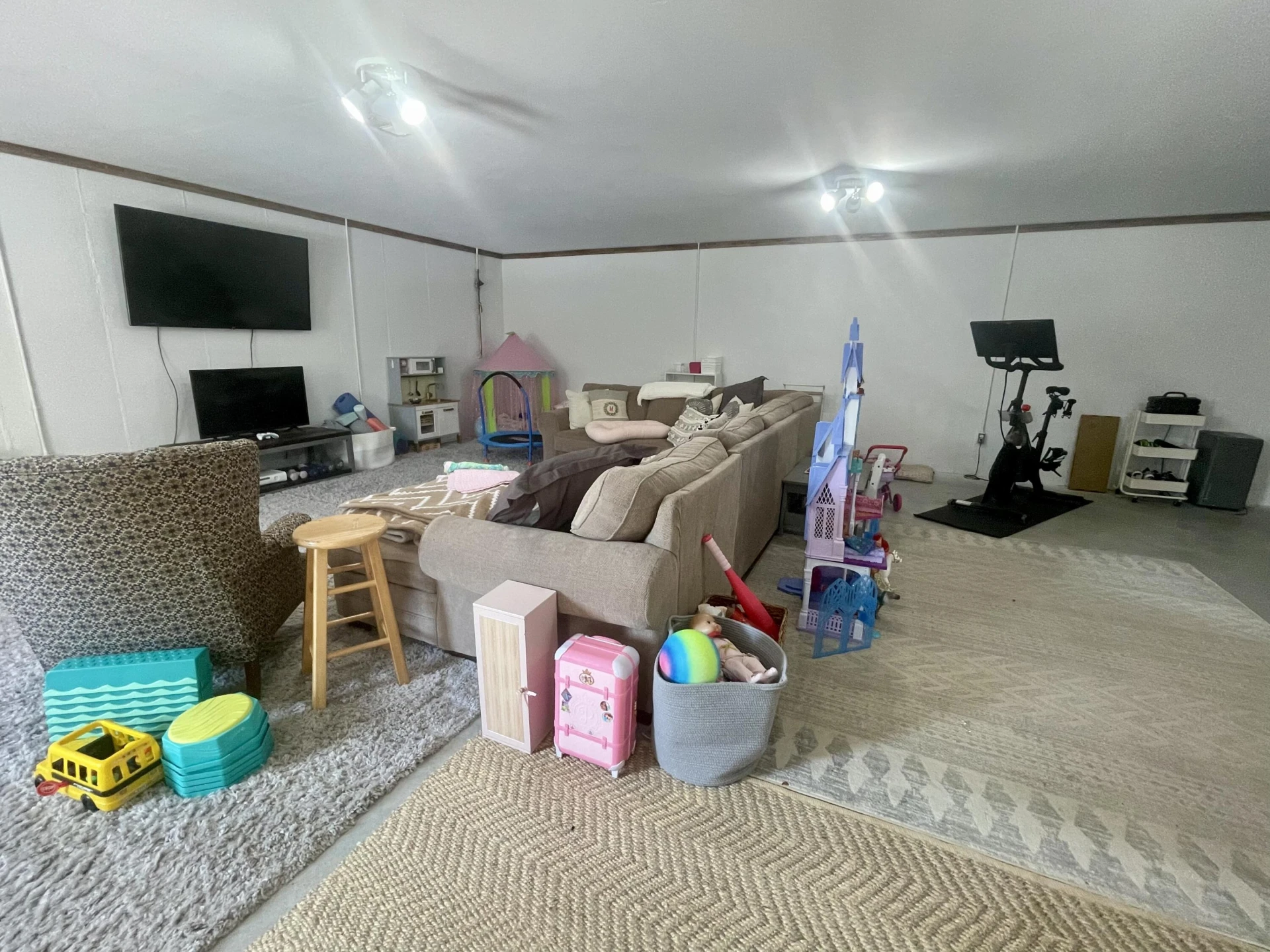 1745 Whitfield DR - Photo 16