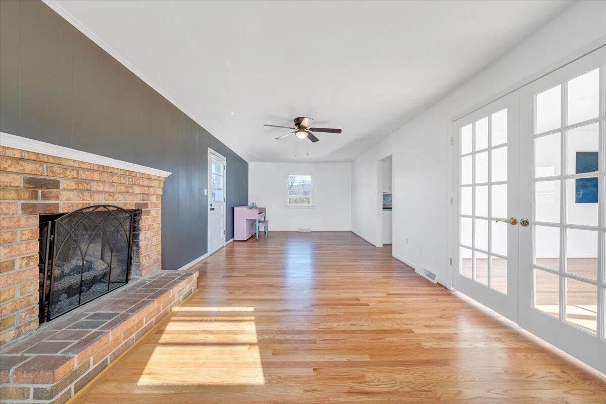 5813 Wayburn DR - Photo 14