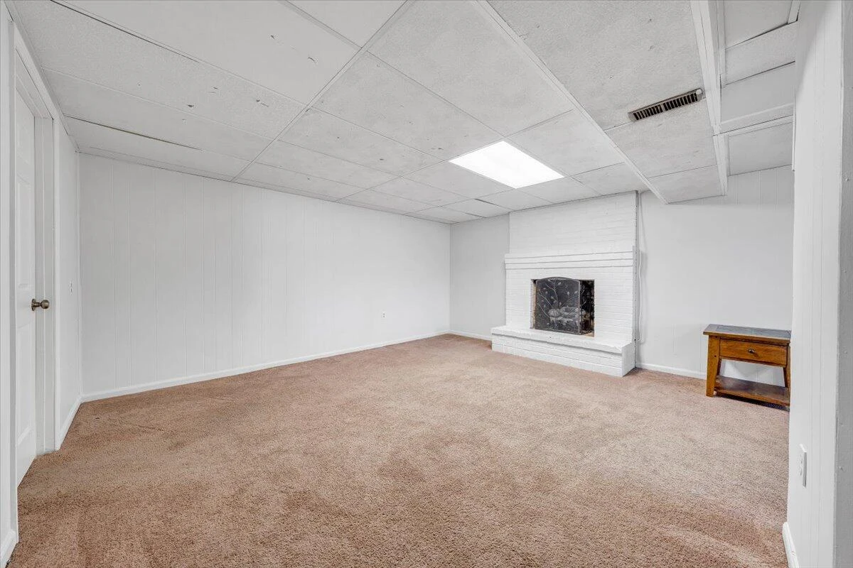 5813 Wayburn DR - Photo 45