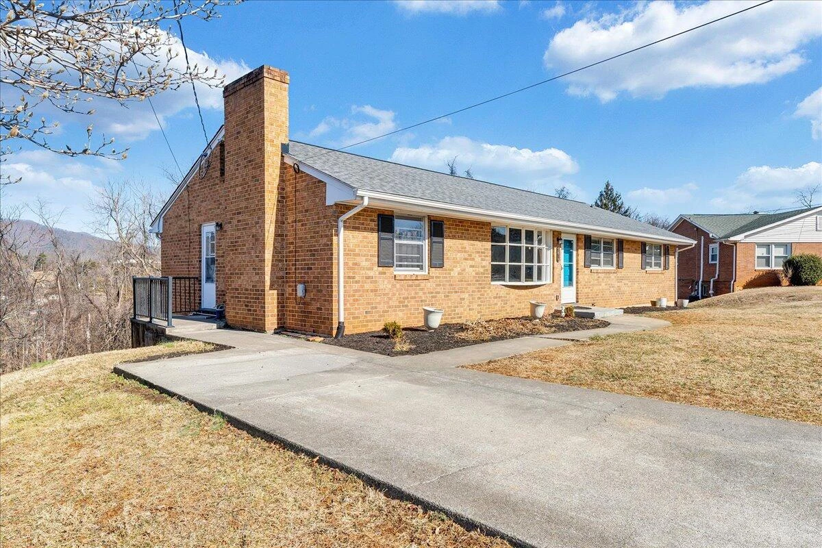 5813 Wayburn DR - Photo 63