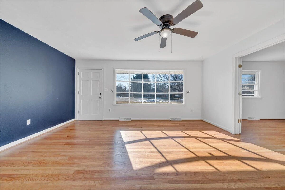 5813 Wayburn DR - Photo 10