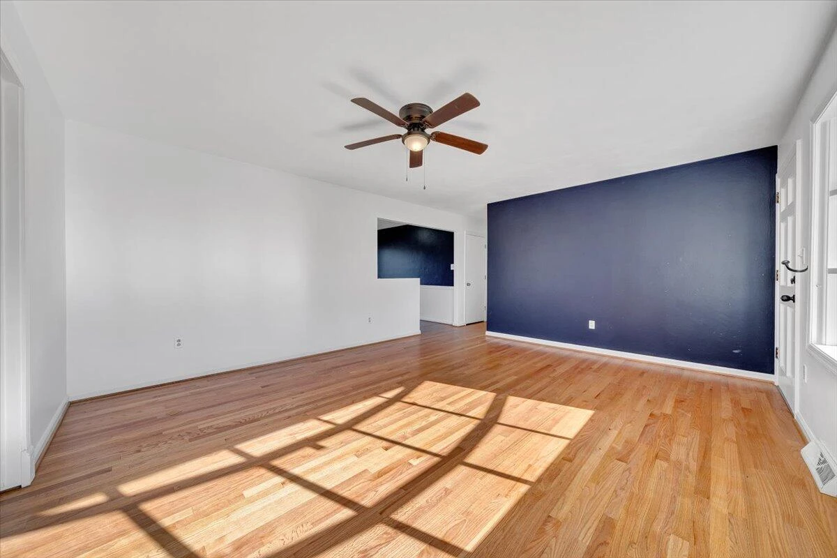 5813 Wayburn DR - Photo 11