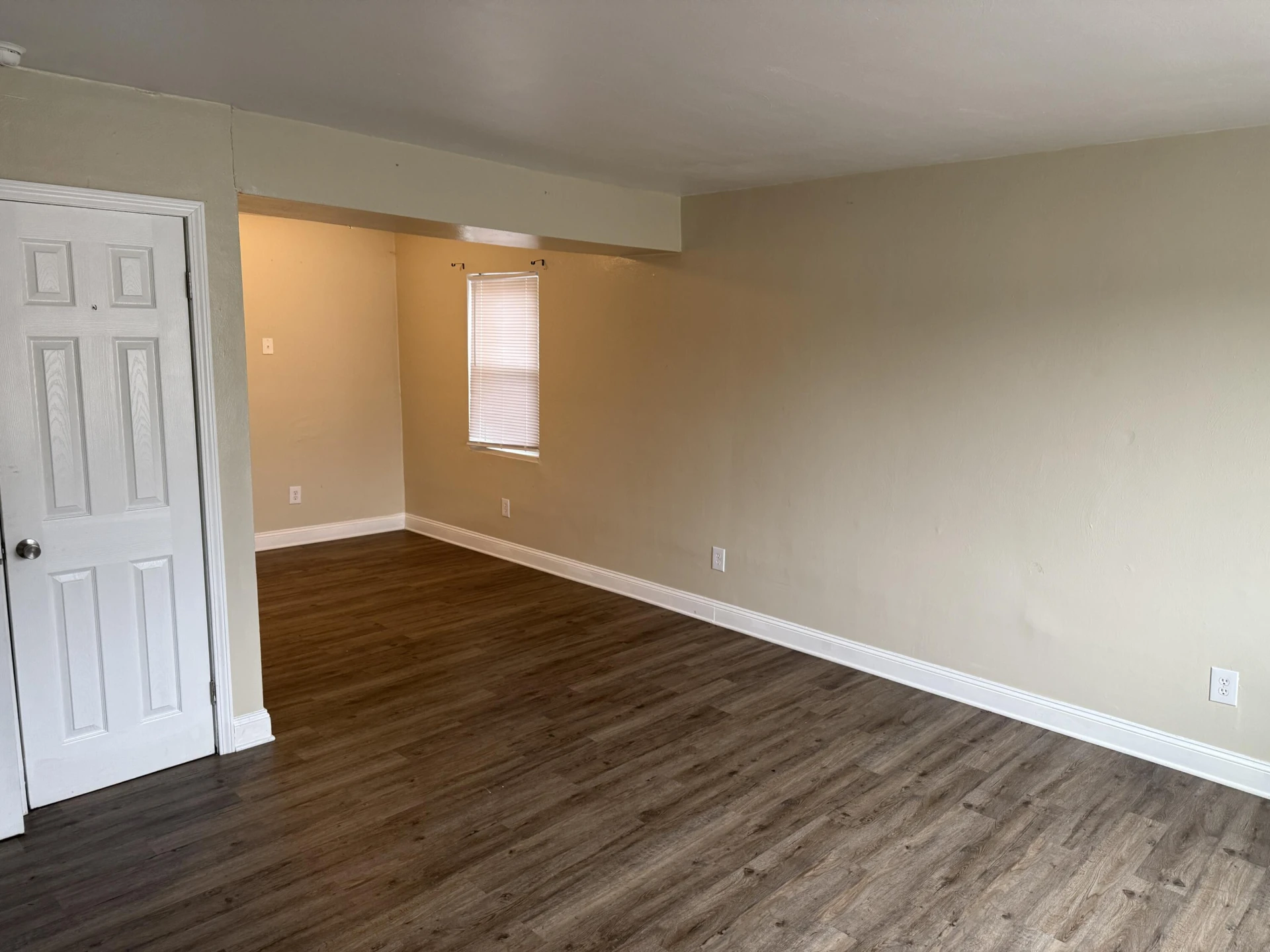 1634 Eastern AVE NE - Photo 10
