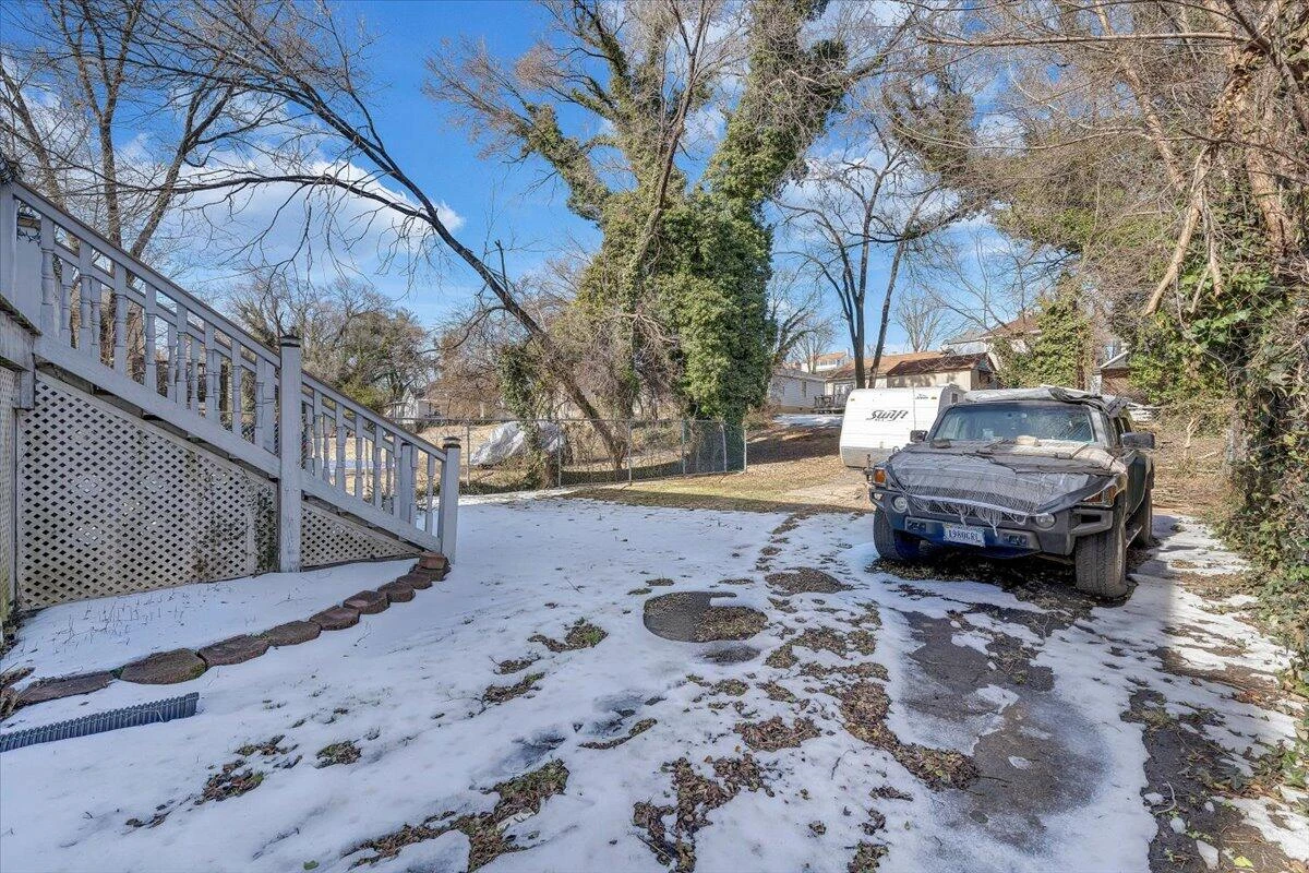 539 Rutherford AVE NW - Photo 14