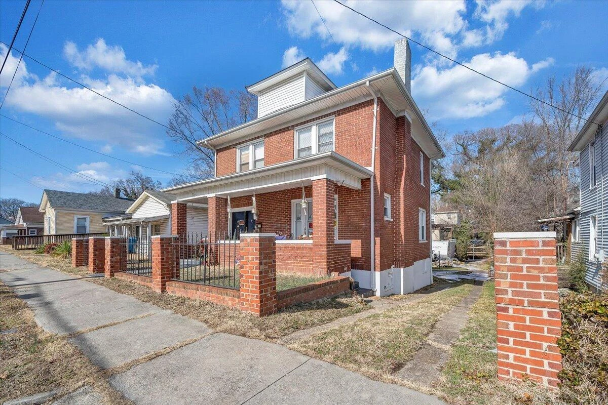 539 Rutherford AVE NW - Photo 18