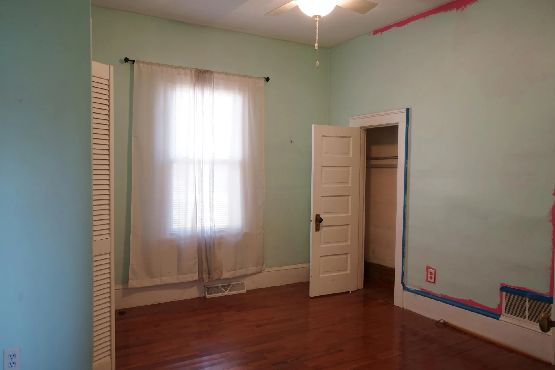 2230 Overlook RD NE - Photo 18