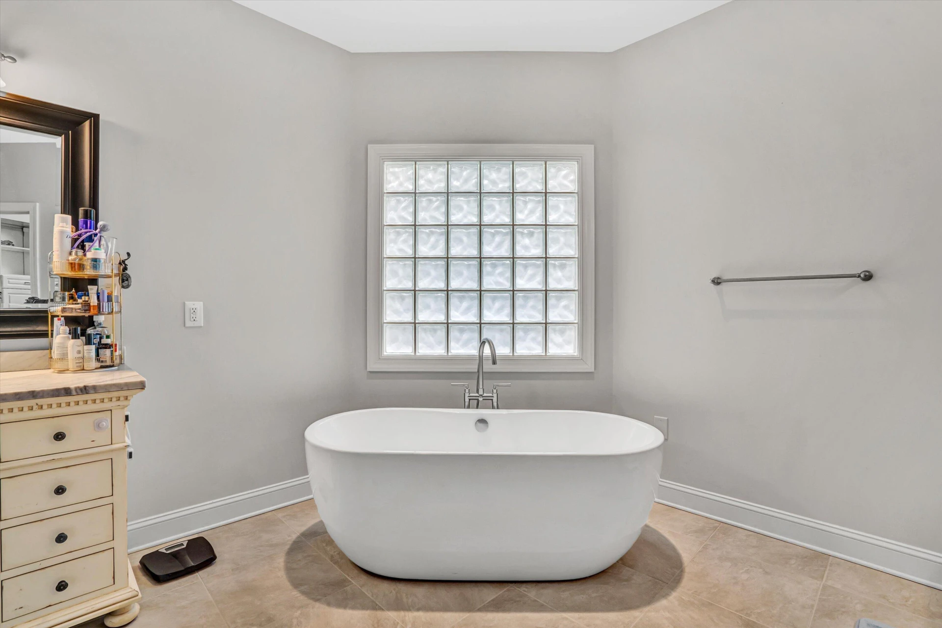 3707 Wellington DR SE - Photo 37