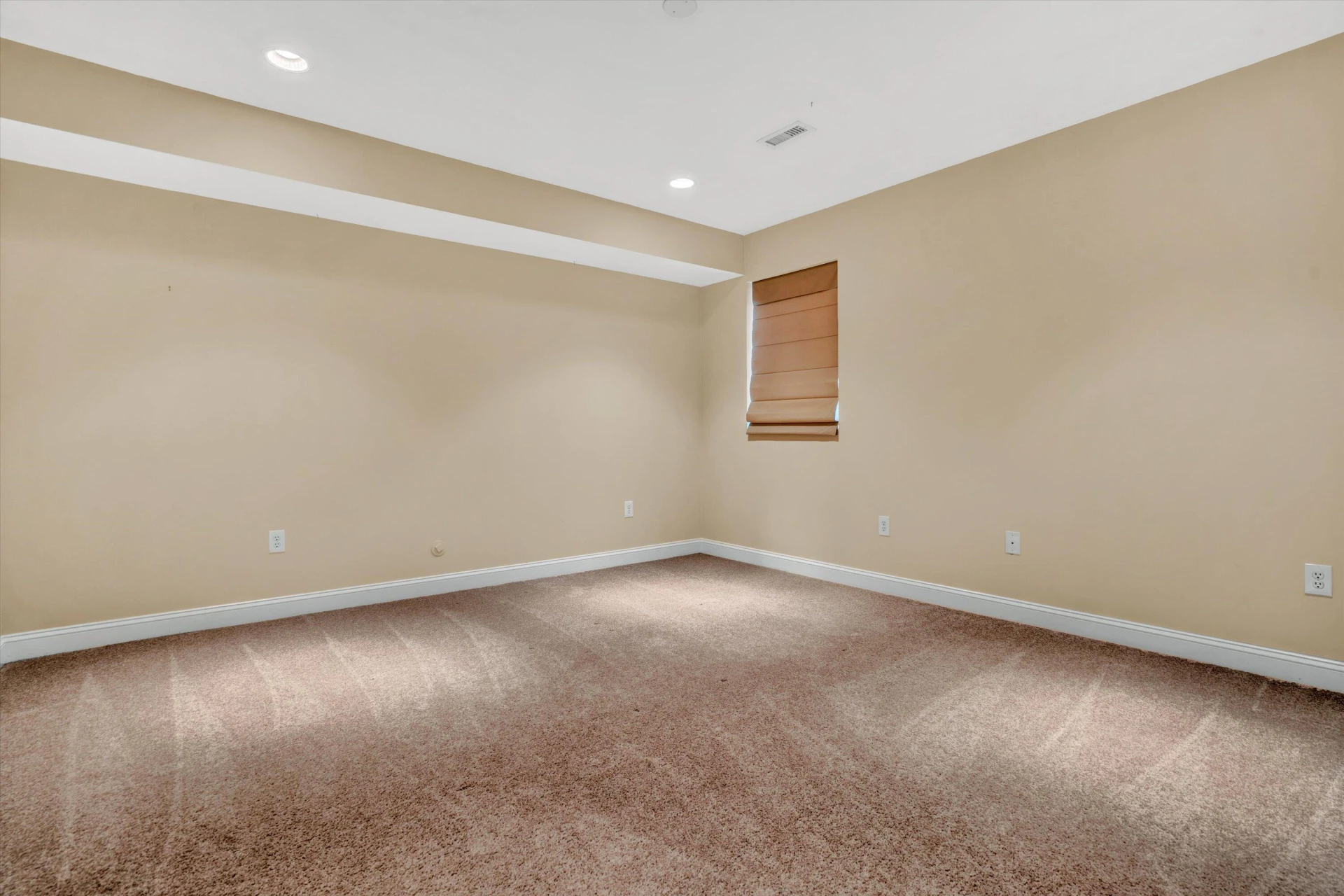 3707 Wellington DR SE - Photo 68