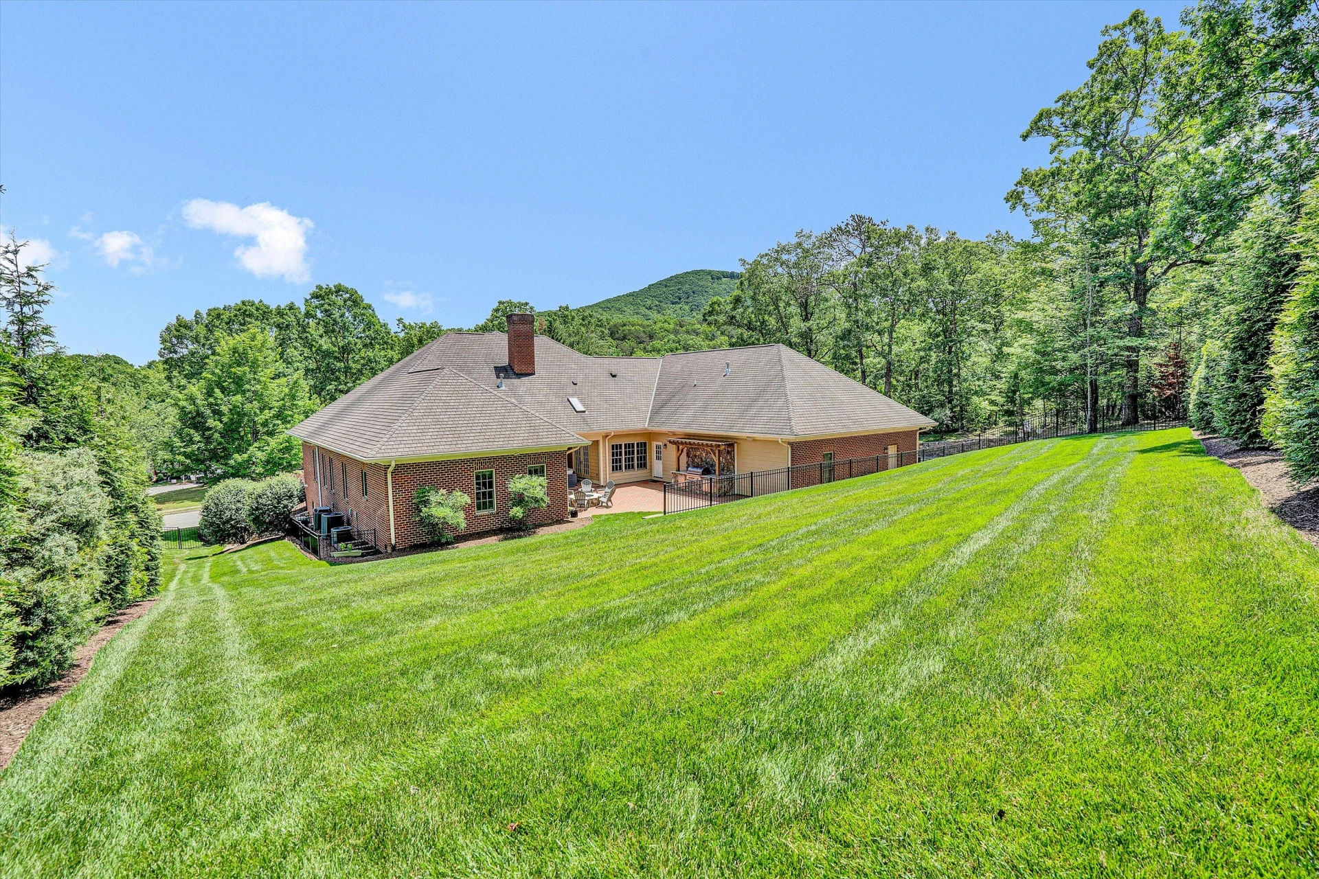 3707 Wellington DR SE - Photo 75