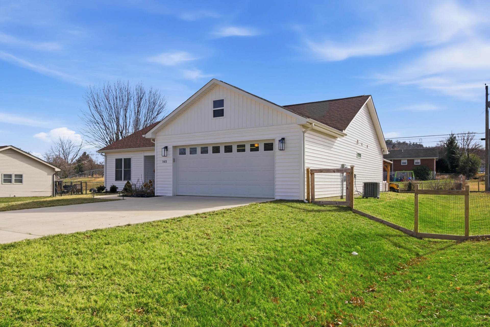 165 Ash DR - Photo 33