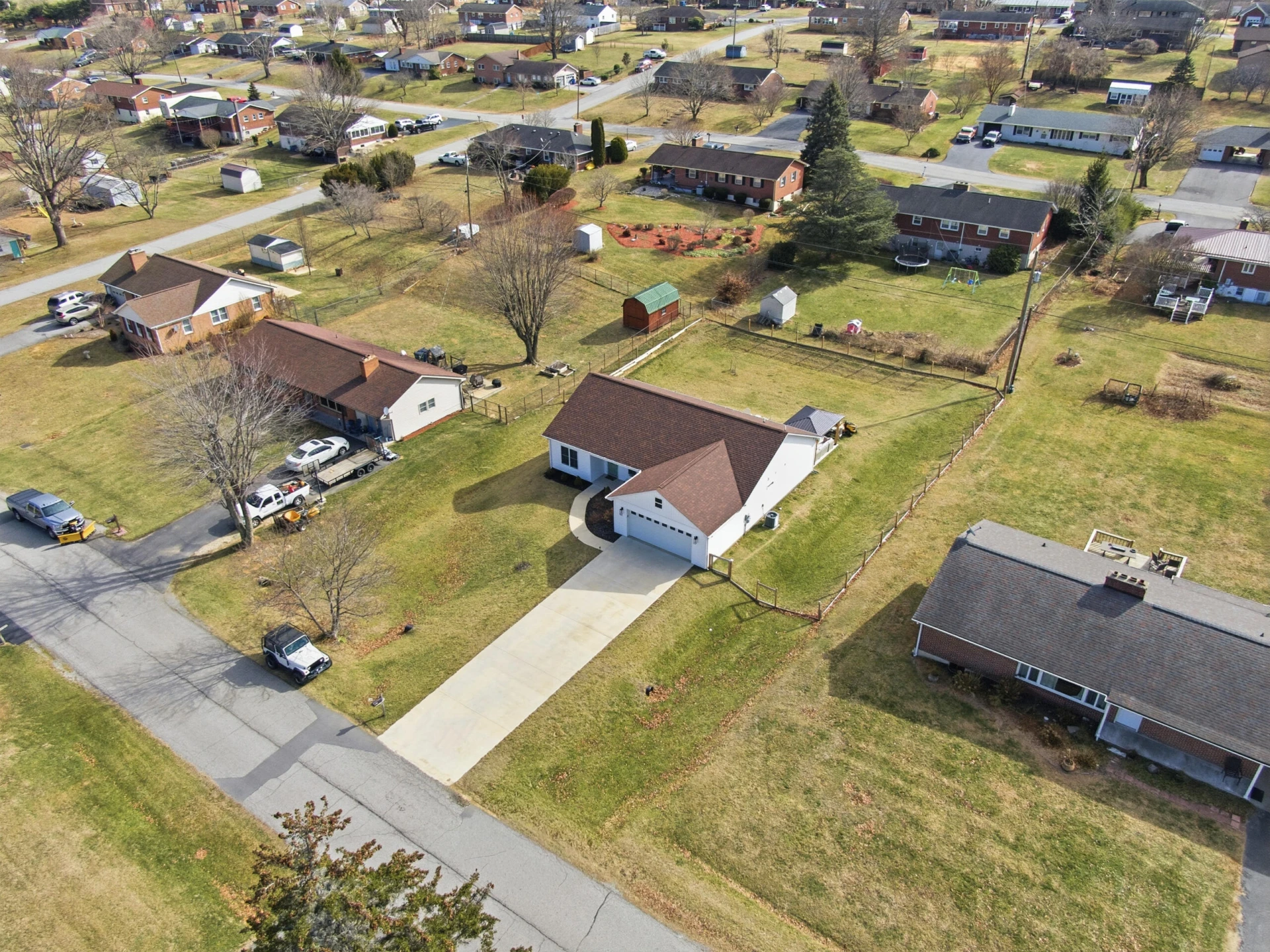 165 Ash DR - Photo 37