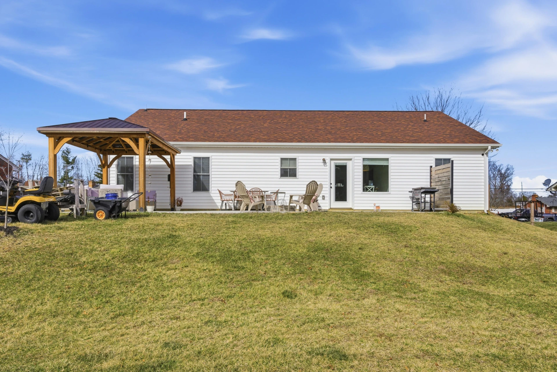 165 Ash DR - Photo 49
