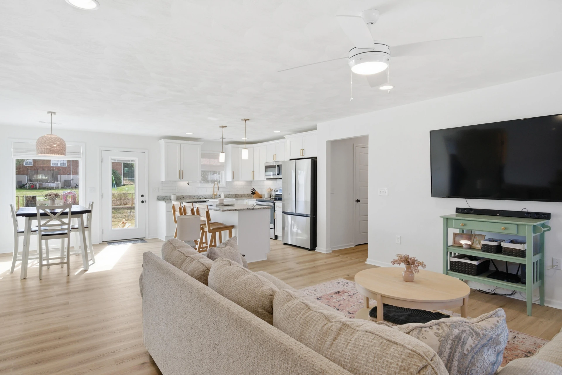 165 Ash DR - Photo 6