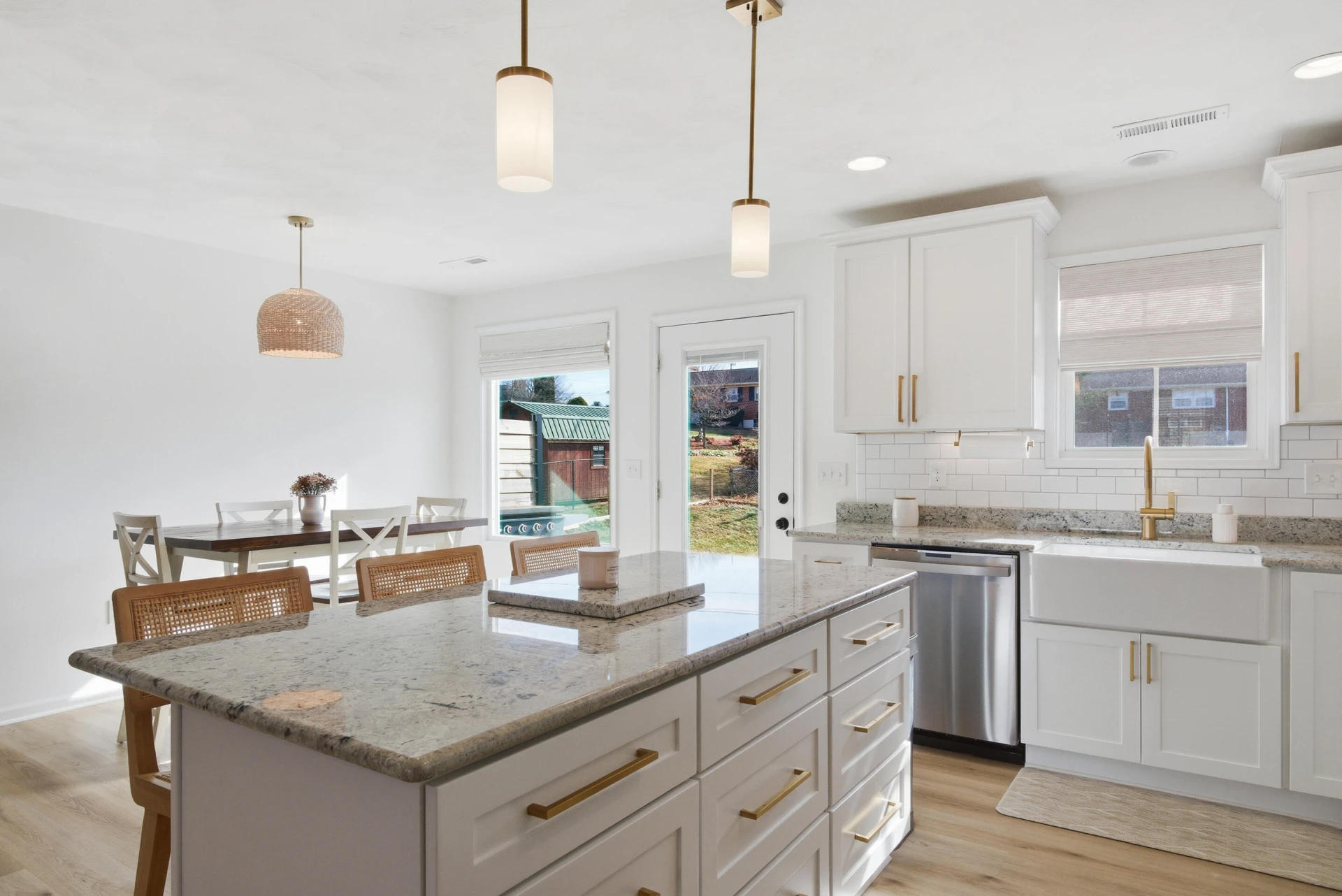 165 Ash DR - Photo 7