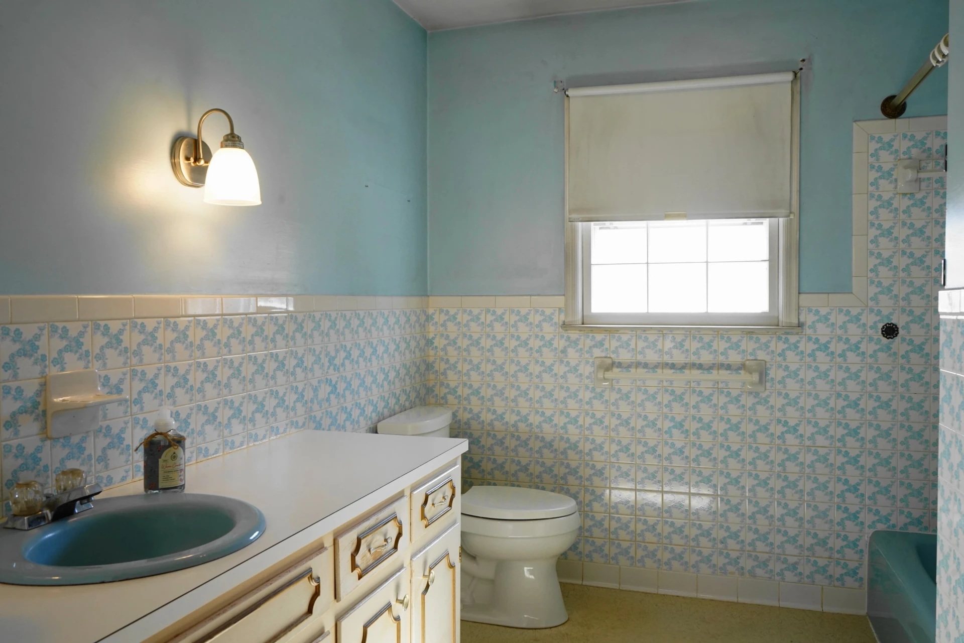 2231 Hardy RD - Photo 23