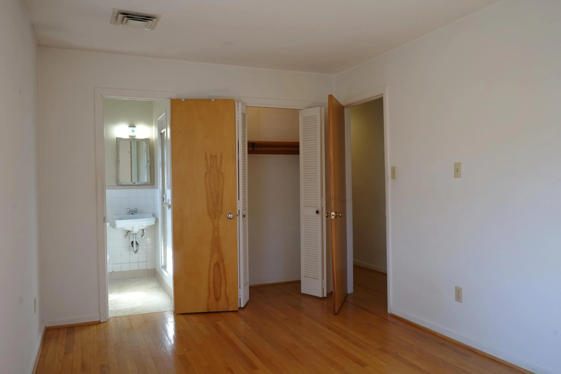 2231 Hardy RD - Photo 27